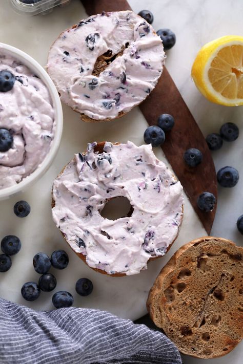 Cream Cheese Smear Recipe, Cream Cheese Spread For Bagels, Flavored Cream Cheese Recipes, Cream Cheese Board, Waffle Truck, Berry Cream Cheese, Cream Cheese Spread Recipes, Bagel Spread, Flavored Cream Cheeses