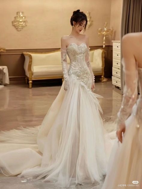 Kibbe Romantic Wedding Dress, Douyin Wedding Dress, Korean Prom, Latina Wedding, Chinese Wedding Dress, Gowns Dresses Elegant, Pretty Wedding Dresses, White Wedding Dress, Dream Wedding Ideas Dresses