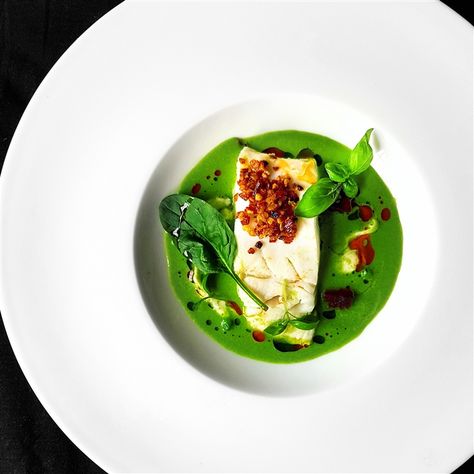 Poached cod with velouté, chorizo & crispy onions | Recipe by KareemRoberts | Cookniche Fancy Cuisine, Staff Canteen, Poached Cod, Poached Fish, Cod Recipes, Fine Dining Recipes, Green Food, Crispy Onions, Onion Recipes