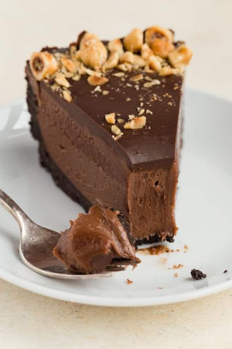 Nutella Cheesecake Recipes, No Bake Nutella Cheesecake, Nutella Cheesecake, Chocolate Cheesecake Recipes, Baked Cheesecake Recipe, Food Chocolate, Chocolate Pie, Nutella Recipes, Creamy Cheesecake