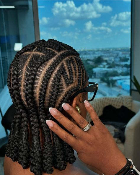 Houston Stitch Braids | 💕SQUIGGLE BRAIDS BACK IN ACTION!!!💕 More on TikTok @ttaystouch This was super cute 🥰 #houstonhair #houstontxhairstylist… | Instagram Cornrows Natural Hair, Cornrows Braids For Black Women, Short Box Braids Hairstyles, Braided Hairstyles For Black Women Cornrows, Feed In Braids Hairstyles, Quick Natural Hair Styles, Box Braids Hairstyles For Black Women, Cute Braided Hairstyles, Braided Cornrow Hairstyles