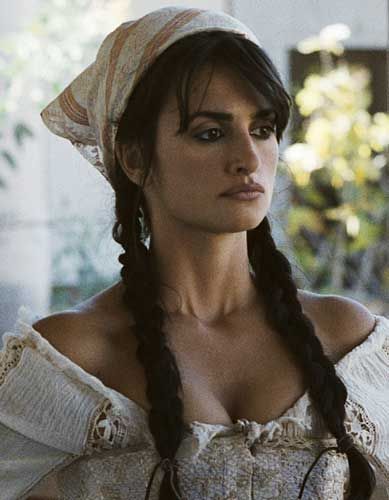 Penelope Cruz Bandidas, Penelope Cruz Hair, Penelope Cruz Movies, Wild West Outfits, Film Cult, Spanish Actress, A Hat In Time, Penelope Cruz, Va Va Voom