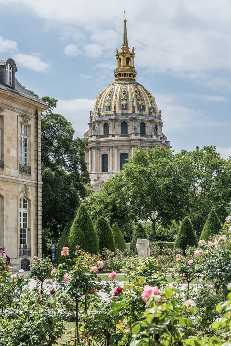 https://flic.kr/p/oEDXua | In the garden of the  Musée Rodin Paris Layout, Rodin Museum Paris, French Facade, Paris Gardens, Les Invalides, Paris Garden, City Paris, French Aesthetic, Travel Paris