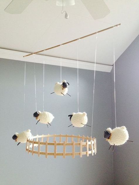 Mobiles for kids rooms. #mobiles #mobilesinkidsrooms #hangingmobiles Mobile Diy Hanging, Mobile Diy, Mobiles For Kids, Diy Baby Mobile, Ideal Toys, Mobile Baby, Baby Diy, Baby Bedroom, Diy Baby