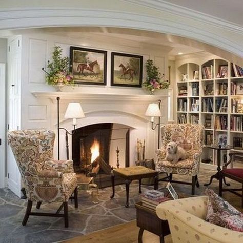 Follow The Yellow Brick Home - Let's Talk Decor: Traditional and Cottage Style – Follow The Yellow Brick Home Country Living Room Design, French Country Decorating Living Room, French Country Rug, Tv Fal, French Country Living, French Country Bedrooms, French Country Living Room, English Decor, Country Cottage Decor