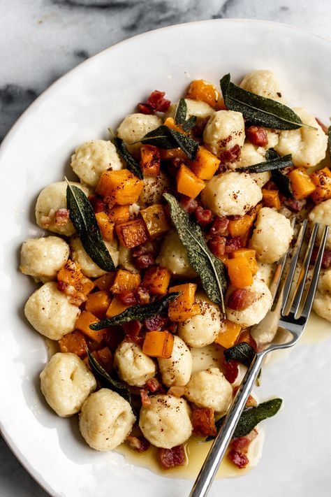 Fall Gnocchi, Sage Recipes, Fall Dinner, Brown Butter, Tortellini, Marinara, Gnocchi, Butternut Squash, Mac And Cheese