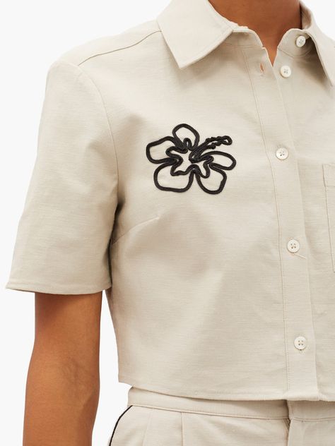 Embroidery Boutique, Beaded Shirt, Shirt Embroidery, Embroidered Clothes, Embroidery Fashion, 로고 디자인, Delicate Flower, Embroidered Shirt, Embroidered Top