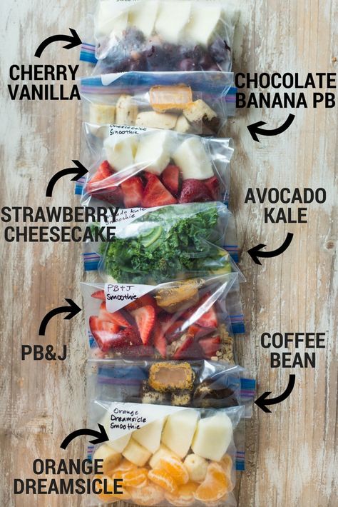 Pb And J Smoothie, Freezer Smoothie Packs, Freezer Smoothies, Smoothie Recipes With Yogurt, Freezer Packs, Resep Smoothie, Smoothie Fruit, Low Carb Snack, Smoothie Packs