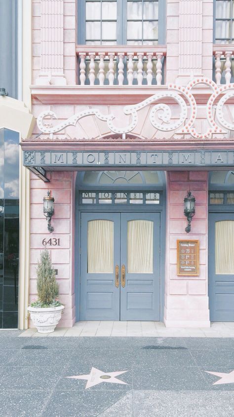 Pastel Wall Color, Casa Vintage, Pastel Pink Aesthetic, Cafe Interior Design, Pink Vibes, Pastel Wallpaper, 영감을 주는 캐릭터, Pretty Pastel, Cafe Interior