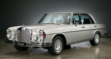 1971 Mercedes-Benz SL - 300 SEL 6,3 ltr. Limousine | Classic Driver Market Vintage Benz, Oldschool Cars, Mercedes 600, Mercedes 500, Vintage Mercedes, Mercedes W123, Mercedes Gla, Old Mercedes, Mercedes 300