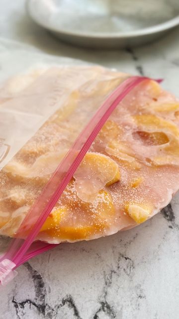 Heather Thomas on Instagram: "Have you tried this time saver? Freezing your peach pie filling directly in the pie pan gives you the exact shape you need to easily place it in your pie crust when it comes time to bake!🙌 You can try this trick with other fruit fillings too! 👉🏻Share this with a friend that loves to freeze things! (The freezer is my favorite kitchen appliance 😉) 👉🏻Be sure to follow me @thatbreadlady for part 2 - I’ll show you how to bake your frozen pie filling! #peachpie #fr Frozen Peach Pie, Homemade Peach Pie Filling, Peach Pie Filling Recipes, Freezer Apple Pie Filling, Homemade Peach Pie, Freezing Peaches, Peach Crumble Pie, Easy Peach Pie, Fresh Peach Pie