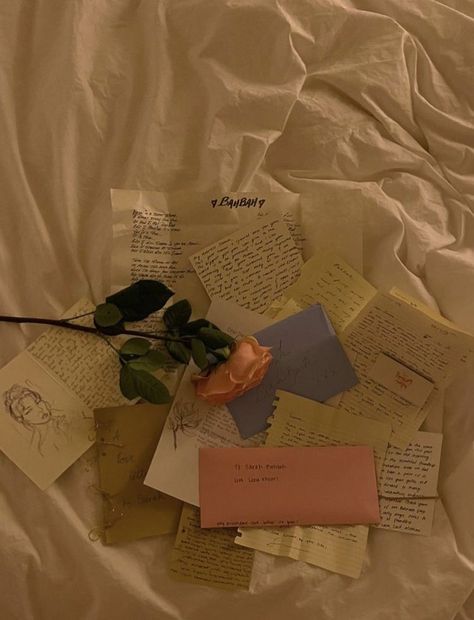 Love Note Aesthetic Vintage, Love Letters Astethic, Vision Board Pictures Self Love, Vintage Love Letters Aesthetic, Love Asethics, Acts Of Service Love Language Aesthetic, Pauline Core, Anna Core Aesthetic, Mona Core