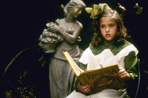 A Little Princess 1995, Writing Studio, Dreamy Style, Literary Characters, A Little Princess, Movie Aesthetic, Strong Female Characters, Princess Movies, 90s Girl