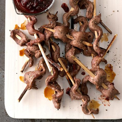 Cranberry-Glazed Lamb Skewers Snacks For Wine, Sweet Meatballs, Bbq Chicken Bites, Gf Snacks, Mini Caramel Apples, Bacon Wrapped Shrimp, Lamb Skewers, Sweet Potatoe Bites, Glazed Meatballs