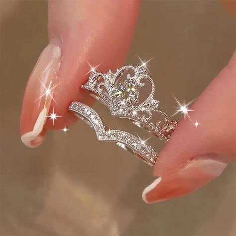 Women's Fashion Crown Ring - Temu خواتم خطوبة, Rings Set For Women, Index Finger Rings, Punk Vintage, Engagement Wedding Ring Sets, Silver Ring Set, Crown Ring, Rhinestone Ring, Rings Set