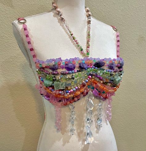 COTTON CANDY BEADED TOP Bead Top Diy, Beaded Top Outfit, Rave Outfits Diy, Beaded Bra, Bead Top, Beaded Corset, Bead Bra, Jewel Top, Gem Top