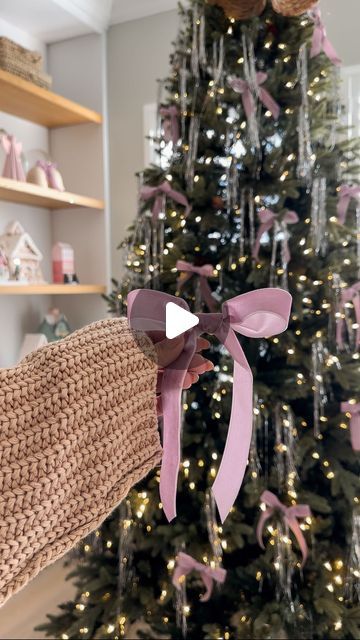 Aurelie Erikson on Instagram: "The trick to tying the Perfect Velvet Bow 🎀 Bring a touch of timeless elegance to your holiday decor with velvet bows. Simply start by tying a regular bow but fold the back piece before looping it through – it’s the simple secret to making the perfect velvet bow! 🎀🎄 Add a small touch of luxury to your garlands, wreaths, and stockings. ✨ Tip: Add wire to the back for easy attachment!  save & share with bow lovin friend 🫶🏼🎀 . . . . . . . . #pinkchristmas #bowseason #bowtutorial #diytutorial #christmashome #tistheseason #coquette #anthrohome #coquetteaesthetic #amazonhome #cozyhome" Making Velvet Bows, Pink Bows On Christmas Tree, How To Make A Bow With Velvet Ribbon, Bow Tree Christmas, Christmas Tree Velvet Bows, Tree Bows Christmas, How To Tie The Perfect Bow, How To Tie A Velvet Ribbon Bow, Pink Bow Christmas Tree