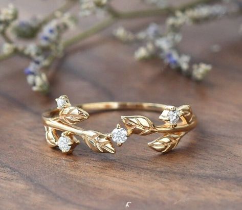 Delicate Moissanite Nature inspired Matching Wedding Band Vintage Stacking Ring Wedding Rings No Stone, Forest Wedding Band, Vintage Inspired Moissanite Engagement Rings, Cottagecore Engagement Rings, Flower Engagement Ring And Wedding Band, Forest Ring Engagement, Wedding Ring With Leaves, Vintage Floral Ring, Secret Garden Ring