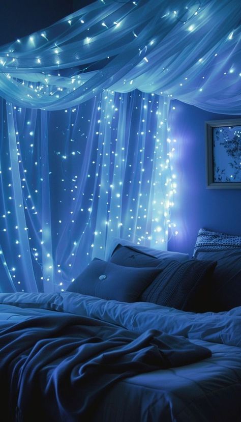 Girly Teenager Bedroom, Galaxy Bedroom Ideas, Galaxy Themed Bedroom, Blue Room Decor Bedroom, Bedroom For Teenage Girl, Avatar Room, Magic Decor, Blue Room Decor, Bad Room