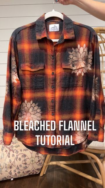 Ideas For Flannel Fabric, Bleached Plaid Shirt Diy, Bleach Distressed Flannel Diy, Bleach Distressed Shirt Diy, Distress Flannel Shirts Diy, Flannel Shirt Crafts, Diy Distressed Flannel Shirt, Flannel Diy Projects, Upcycling Flannel Shirts