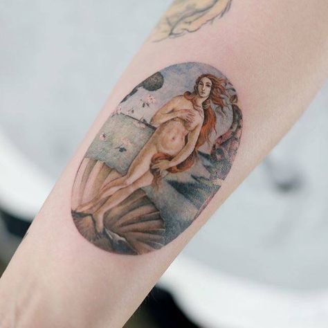 Music Tattoos, Birth Of Venus Tattoo, Aphrodite Tattoo, Venus Tattoo, Birth Of Venus, The Birth Of Venus, Tattoo Traditional, Modern Tattoos, Aesthetic Tattoo