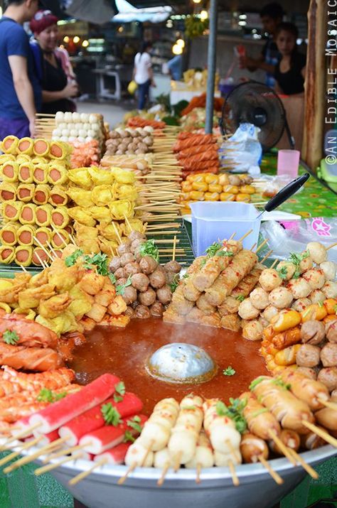 Thailand Street Food - An assortment of skewers from sausages, fish cake, crab sticks, dumplings and more!  #thailand #skewers #thingstoeatinthailand #travel #travelling #bucketlist #explore #southeastasia #traveltoeat #thailandtravel #thaistreetfood #streetfood #thailandfood #thaifood Food In Thailand, World Street Food, Food Stand, Asian Street Food, Thailand Food, Thai Street Food, Food Street, Korean Street Food, Best Street Food