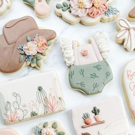 Western Cookie Ideas, Western Theme Baby Shower Ideas Girl, Little Cowgirl Baby Shower Ideas, Cowgirl Baby Shower Cookies, Cookie Baby Shower Theme, Cactus Theme Baby Shower Ideas, Desert Theme Baby Shower Ideas, Cactus Baby Shower Cookies, Western Baby Shower Ideas Girl