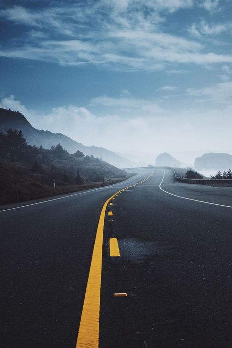 Road Perspective, Road Scenery, Road Highway, Blowin' In The Wind, Long Way Home, Beautiful Roads, Print Calendar, Photo Background Images, Magazine Ads