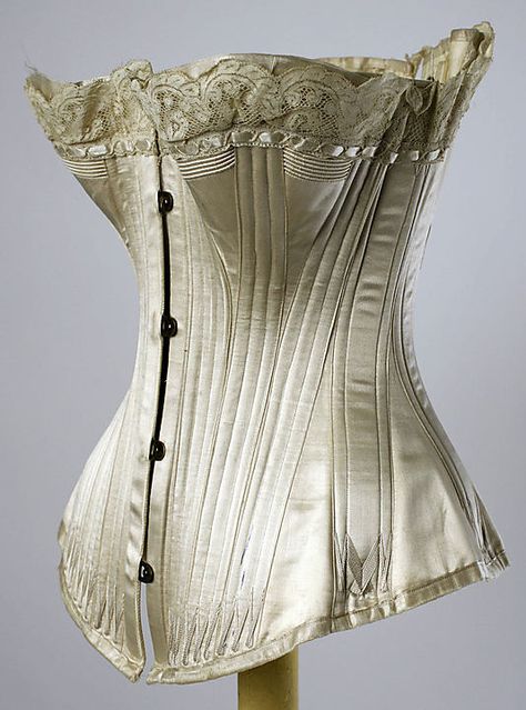 Corset of silk and metal by Maison Leoty, circa 1891. Metropolitan Museum of Art 19th Century Corset, Vintage Corsets, Contour Fashion, Edwardian Corsets, Victorian Corset, Corset Pattern, Corset Fashion, 19th Century Fashion, Look Retro