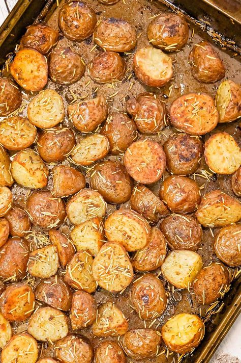 Roasted Potatoes with Rosemary are a simple and delicious side dish perfect for serving with a variety of meals. Roasted Potatoes With Rosemary, Green Bean Casserole Bacon, Bacon Potato Casserole, Bacon Ranch Potato Salad, Cream Cheese Mashed Potatoes, Potato Side Dishes Easy, Ranch Potato Salad, Fun Holiday Food, Cream Corn Casserole