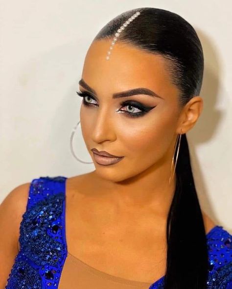 Latin Ballroom Makeup, Latin Hairstyles Dance, Latin Dance Hairstyles Competition, Makeup For Dance Performance, Dance Performance Hairstyles, Ballroom Hair Competition, Hairstyle For Dance Performance, Dance Competition Hairstyles, Ballroom Dance Hairstyles