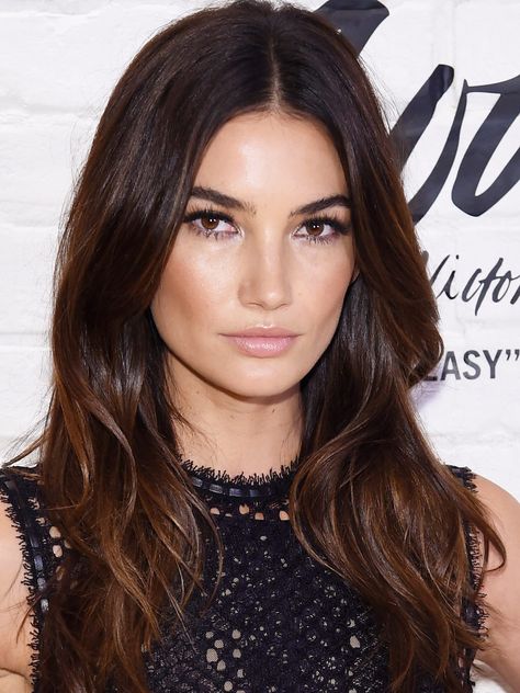 Best Haircut For Square Face, Small Face Hairstyles, Dunner Wordend Haar, Haircut For Square Face, Wedding Hair Side, Square Face Hairstyles, Oval Face Hairstyles, Square Face, Lily Aldridge