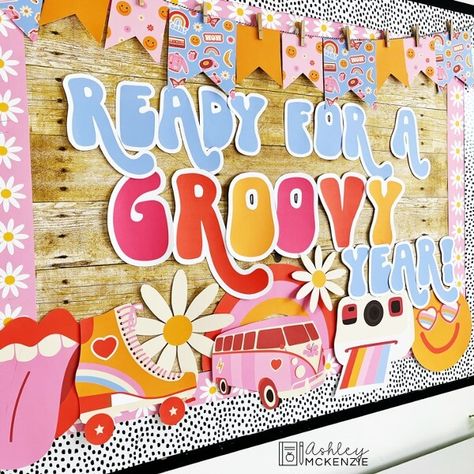 Diy Back To School Supplies, Ashley Mckenzie, Elementary Bulletin Boards, Bulletin Boards Classroom Decor, Preschool Bulletin, Classroom Makeover, Preschool Classroom Decor, Retro School, Diy Back To School