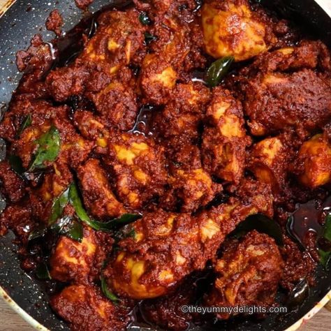 Mangalorean chicken ghee roast Roast Chicken Curry, Chicken Ghee Roast, Ghee Roast, Ghee Recipe, Chicken Roast, Indian Chicken Recipes, Spicy Chicken Recipes, Spicy Dishes, Roast Chicken Recipes