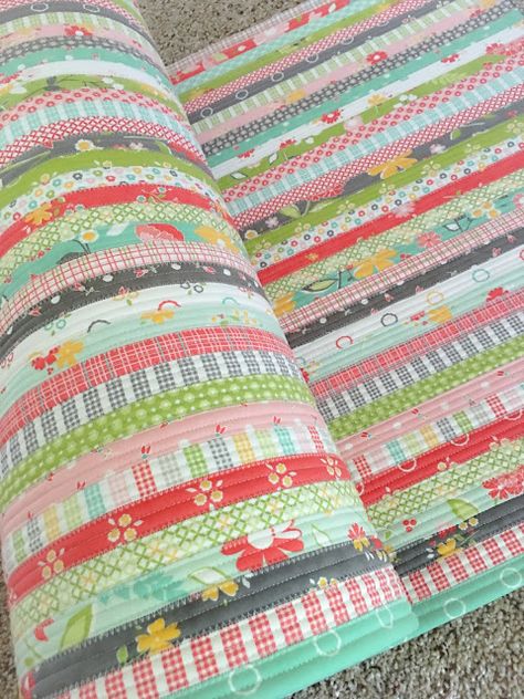 Fun project alert: the jelly roll rug! – Carried Away Quilting Jelly Roll Rug, Jelly Roll Projects, By Any Means Necessary, Jellyroll Quilts, Beginner Sewing Projects Easy, Leftover Fabric, Fabric Baskets, Sewing Projects For Beginners, Jelly Roll