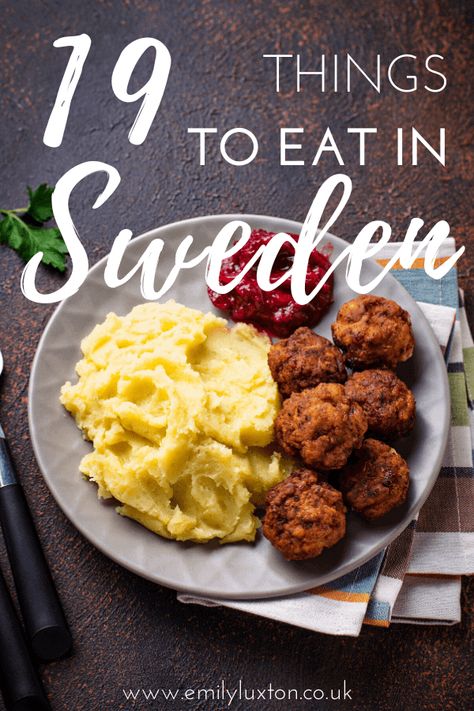 Traditional Swedish Food Guide: 19 Swedish Dishes You Have to Try! Swedish Meals Dinners, Swedish Comfort Food, Sweden Recipes Traditional, Swedish Easter Food, Swedish Main Dishes, Swedish Foods Recipes, Swedish Recipes Dinners, Swedish Breakfast Recipes, Swedish Food Recipes Authentic