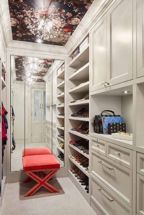 Add a pretty pop of color or pattern in an unexpected small space in your home like these closet wallpaper ideas. Darker Ceiling, Wallpaper Transitional, Closet Chandelier, Transitional Closet, Closet Wallpaper, Watercolor Rug, Ceiling Wallpaper, Walk In Closet Design, Closet Renovation