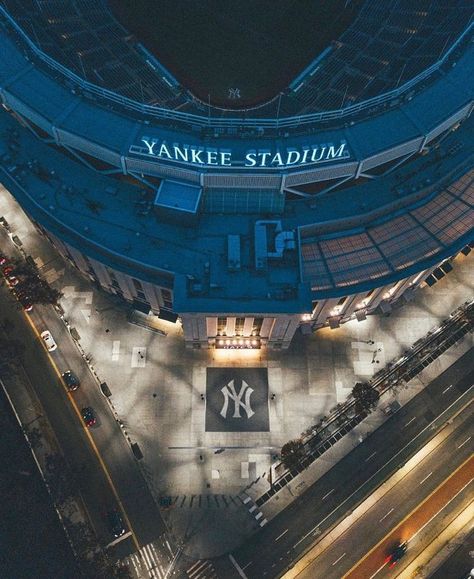 Ballet Romance, Yankees Aesthetic, New York Yankees Wallpaper, Yankees Wallpaper, Yankees Poster, Buda Wallpaper, New York Yankees Stadium, Stadium Wallpaper, Baseball Wallpaper