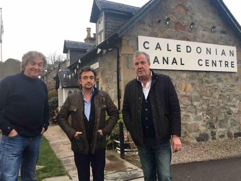 Richard Hammond, Jeremy Clarkson and James May. #racing #amazonmotorshow Humour, Top Gear Funny, Clarkson Hammond May, Top Gear Uk, Scottish People, Jeremy Clarkson, Fresh Memes, Top Gear, Grand Tour