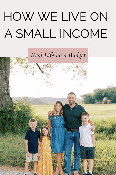 Living off a small income takes some practice but its totally doable. Our family of five lives well on a small income. Here's how we got here! One Income Family Tips, How To Live Off One Income, One Income Family Budget, How To Live Frugally On One Income, How To Live On One Income, Low Income Aesthetic, Low Spend Month, Living On One Income, Family Business Ideas