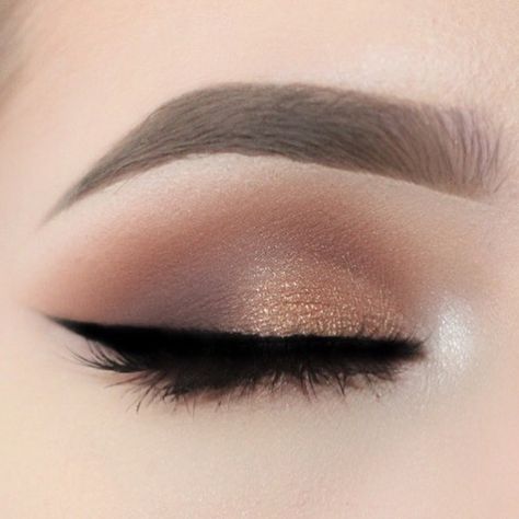 Make Up Designs, Natural Summer Makeup, Eyeliner Tips, Glitter Makeup Looks, Alat Makeup, Makijaż Smokey Eye, Makeup Rooms, Makeup Hacks, Make Up Looks