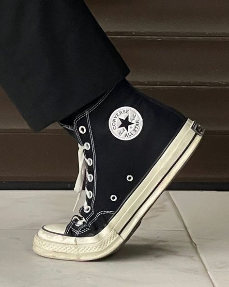 Spencer Reid Aesthetic, Converse 70s, Converse Aesthetic, Chuck Taylor 70, Black Converse, Converse Chuck 70, Spencer Reid, Chuck 70, Converse Sneakers