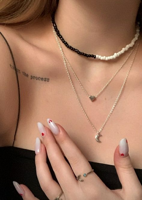 Word Tattoos Collar Bone, Tattoos Near Collar Bone, Collar Bone Tattoo Writing, Collar Bone Tattoo Words, Tattoo On Collar Bone, Collar Bone Tattoo Quotes, Floral Back Tattoos, Writing Tattoos, Tattoo Style Drawings