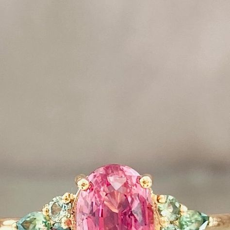 eidelprecious on April 17, 2024: "Pink and green sapphire ring, Campari by EidelPrecios #sapphire #sapphireengagementring #finejewelry #padparadscha #ringoftheday #pinkandgreen #flowerring #fleur". Sapphire Engagement Rings, Green Sapphire Ring, Green Sapphire, Sapphire Engagement, Flower Ring, Engagement Rings Sapphire, Sapphire Ring, Pink And Green, Sapphire