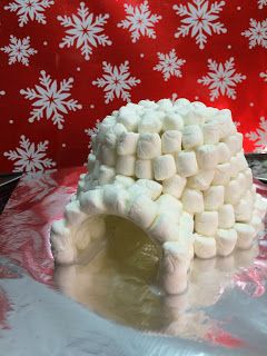 How to build a marshmallow igloo Gingerbread House With Marshmallows, Elf On The Shelf Marshmallow Igloo, Gingerbread House Igloo, How To Make An Igloo For School Project, Marshmallow Christmas Crafts, Marshmallow Igloo Craft, Igloo Crafts For Preschoolers, Igloo Gingerbread House, Mini Marshmallow Crafts