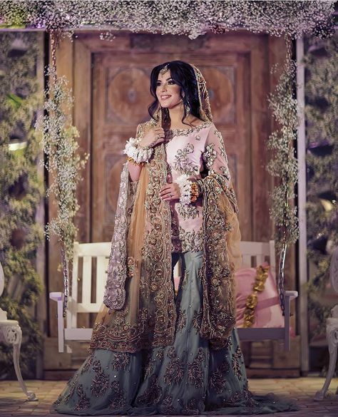 Repost @vanityfemme🔥 Congratulations beautiful on your wedding, you look stunning on your mehndi😍 #pakistaniweddings #vanityfemme #bridal #bride Mendhi Outfit, Pakistani Mehndi Dress, 1million Dance Studio, Mehndi Outfit, Bridal Mehndi Dresses, Mehndi Dress, Shadi Dresses, Desi Wedding Dresses, Asian Bridal Dresses