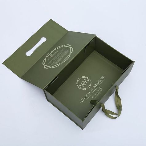 Suit Box Packaging, Shawl Box Design, Packaging Storage Ideas, Pembungkusan Kotak Selendang, Shawl Box Packaging, Kotak Pembungkusan Selendang, Carton Box Design Packaging, Box Branding Packaging, Shoe Box Packaging