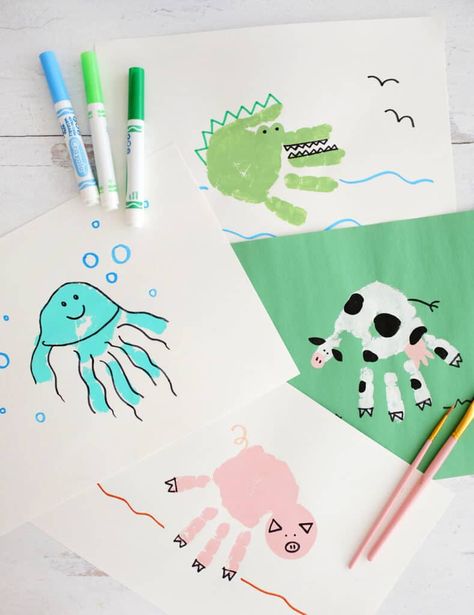 10 Handprint Animal Crafts That Kids Will Love! - Childhood Magic Animal Handprints, Hand Print Crafts For Kids, Art Projects For Kindergarten, Handprint Animals, Projects For Kindergarten, Hand Print Crafts, Classroom Artwork, Rooster Craft, 2023 Classroom