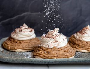 Christmas Patisserie, Mont Blanc Dessert, Chestnut Puree, Meringues Recipe, Bakery Aesthetic, French Foods, Chestnut Recipes, Chestnut Cream, Cherry Clafoutis