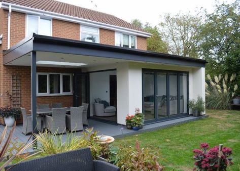 Small Orangery Extension, Glass Bifold Door, Small Orangery, Orangery Extension Kitchen, House Extension Ideas, Modern Conservatory Extension, Small House Extensions, Conservatory Extension, Orangery Extension